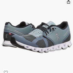 On Running Women’s Cloud 5 Sneakers